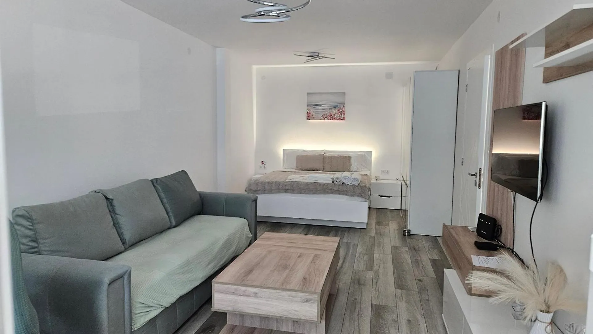 Ann'S Apartment 瓦爾納