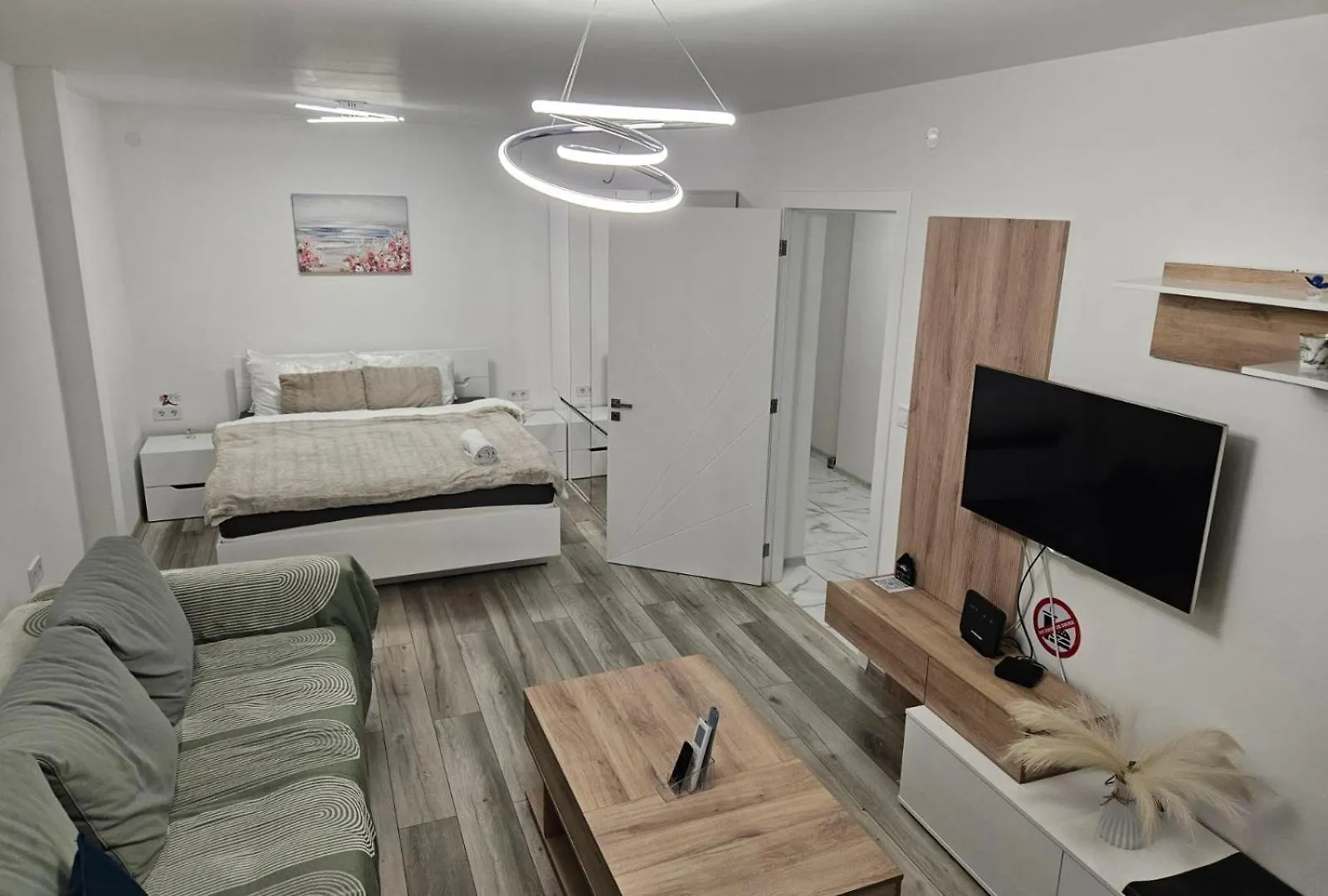 Ann'S Apartment 瓦爾納